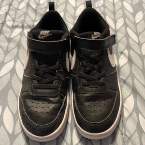 Kids Nike Court Borough Lows